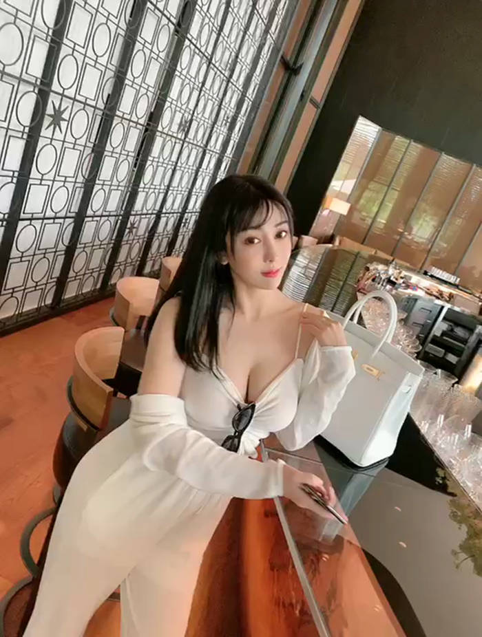 波士顿商务模特预约