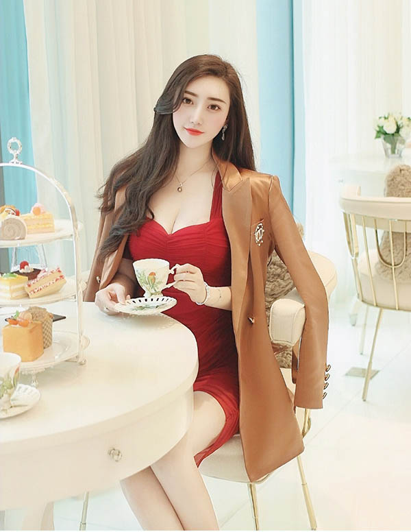 迪拜围经纪人微信