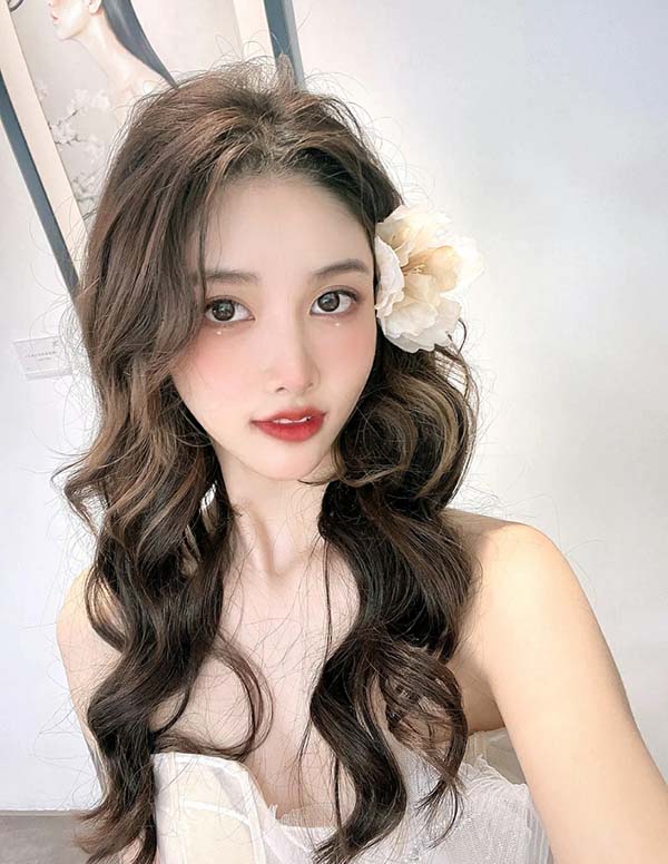 波士顿伴游大学生